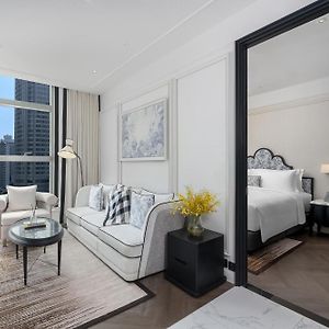 One-Bedroom Deluxe